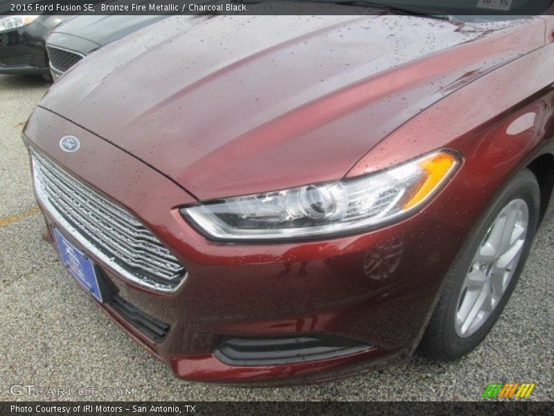 Bronze Fire Metallic / Charcoal Black 2016 Ford Fusion SE
