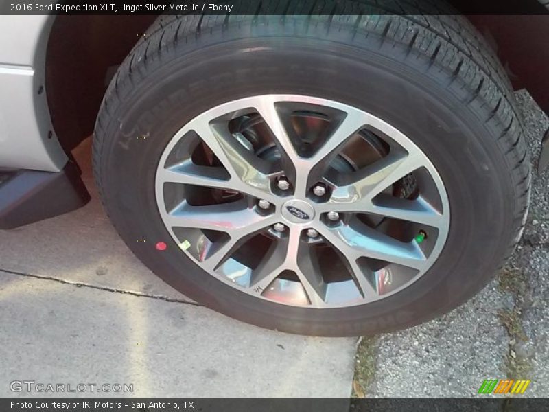 Ingot Silver Metallic / Ebony 2016 Ford Expedition XLT