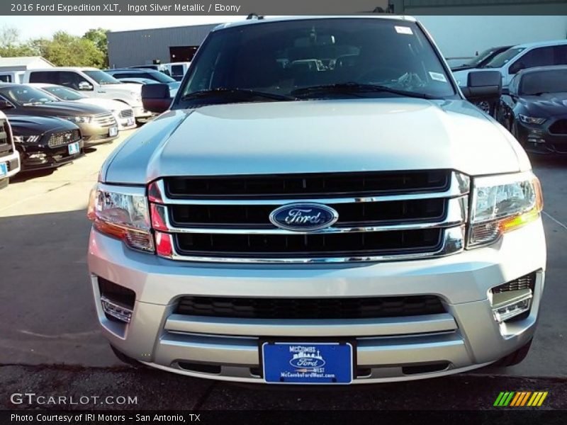 Ingot Silver Metallic / Ebony 2016 Ford Expedition XLT