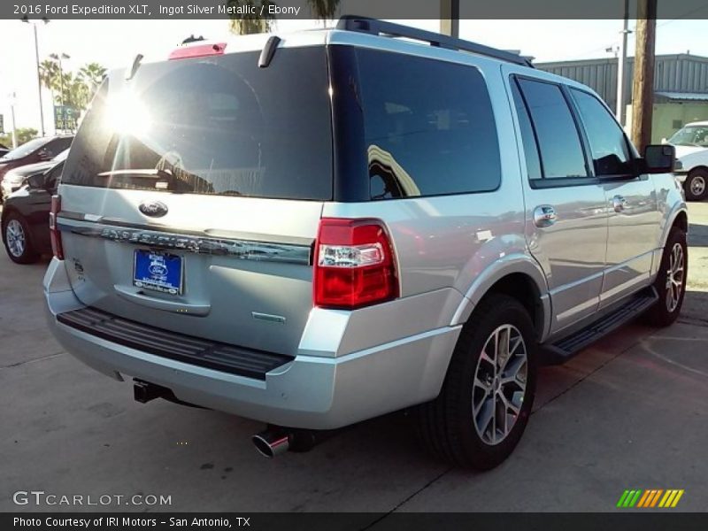 Ingot Silver Metallic / Ebony 2016 Ford Expedition XLT