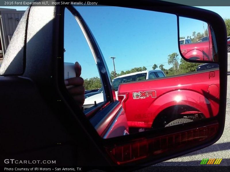 Ingot Silver Metallic / Ebony 2016 Ford Expedition XLT