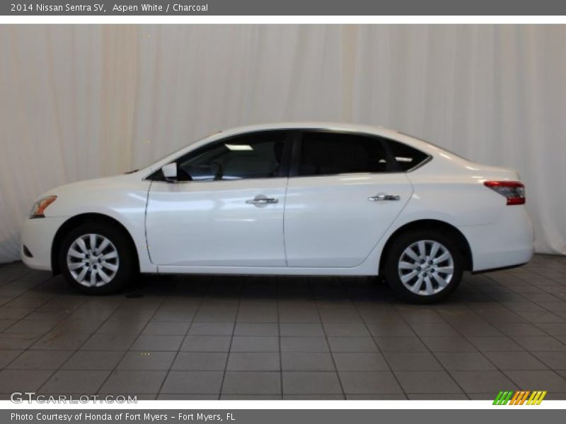 Aspen White / Charcoal 2014 Nissan Sentra SV