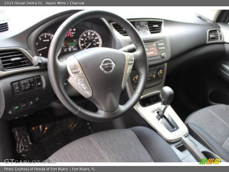 Aspen White / Charcoal 2014 Nissan Sentra SV