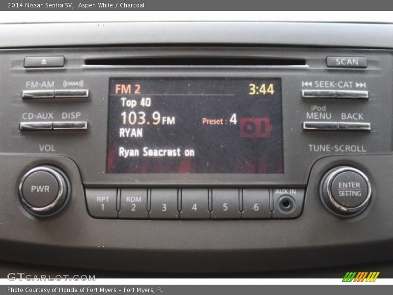 Aspen White / Charcoal 2014 Nissan Sentra SV
