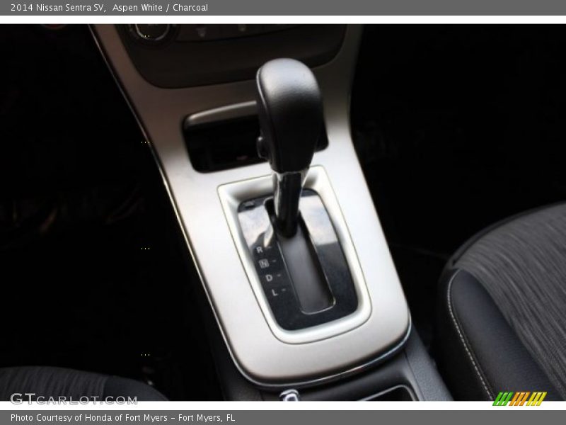Aspen White / Charcoal 2014 Nissan Sentra SV