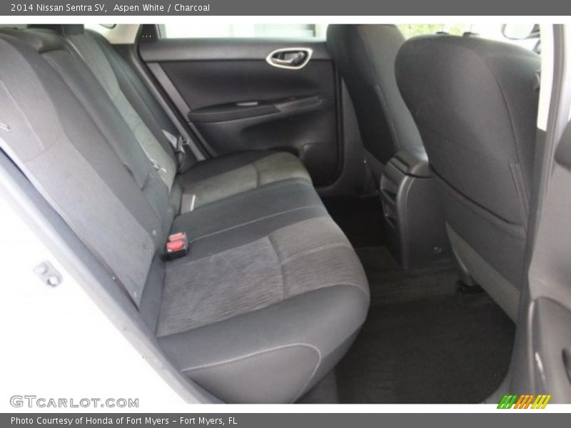 Aspen White / Charcoal 2014 Nissan Sentra SV