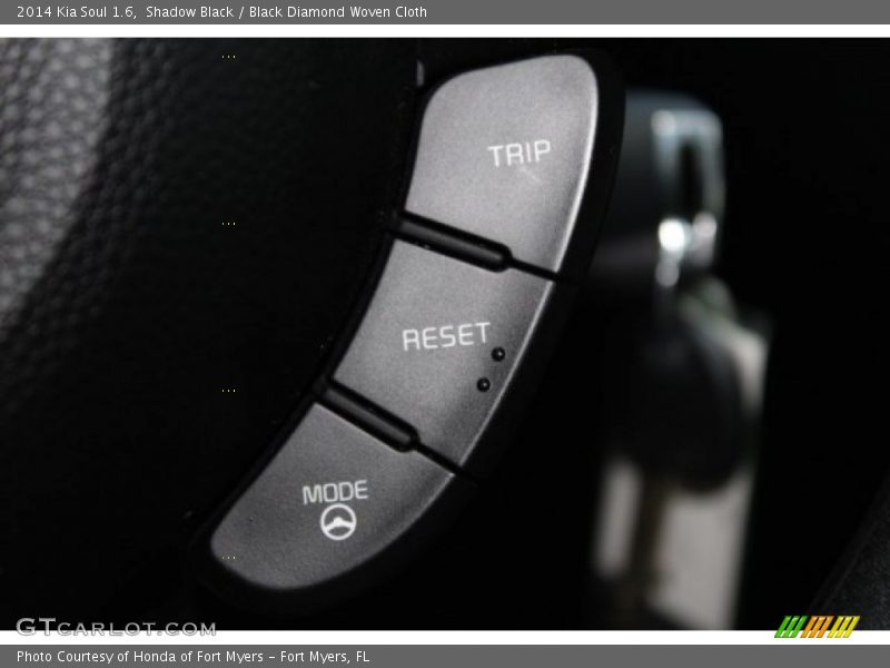 Shadow Black / Black Diamond Woven Cloth 2014 Kia Soul 1.6