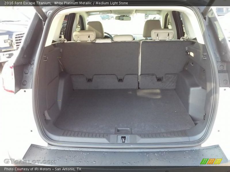 White Platinum Metallic / Medium Light Stone 2016 Ford Escape Titanium