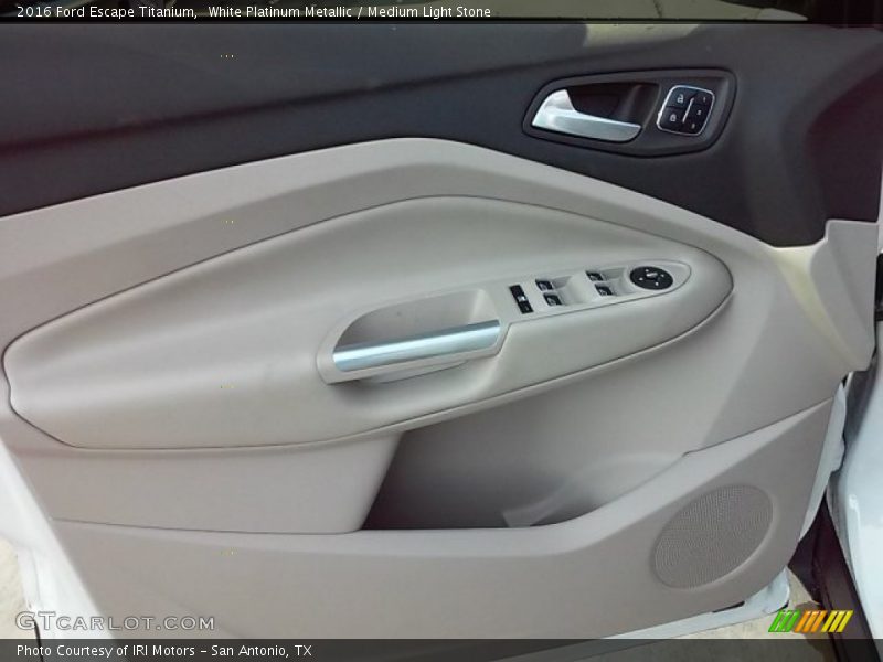 White Platinum Metallic / Medium Light Stone 2016 Ford Escape Titanium
