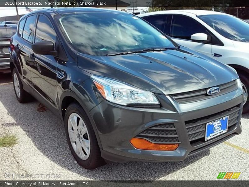 Magnetic Metallic / Charcoal Black 2016 Ford Escape S