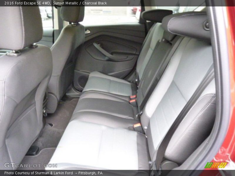 Sunset Metallic / Charcoal Black 2016 Ford Escape SE 4WD