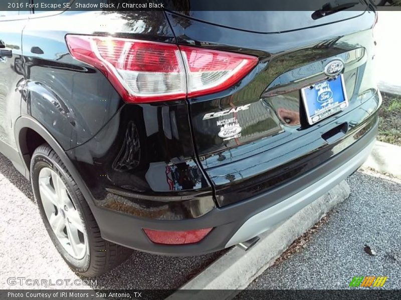 Shadow Black / Charcoal Black 2016 Ford Escape SE