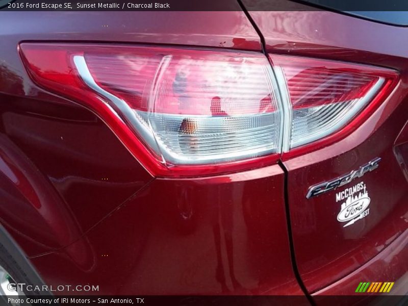 Sunset Metallic / Charcoal Black 2016 Ford Escape SE