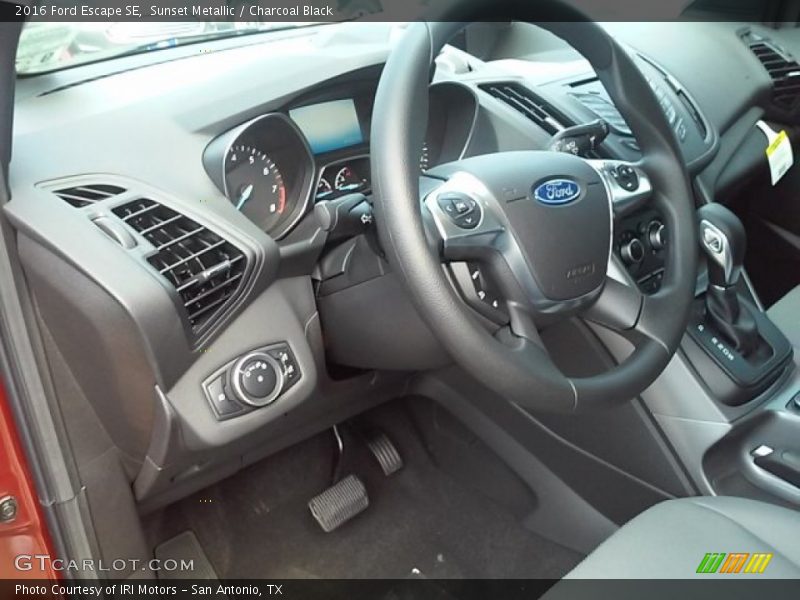 Sunset Metallic / Charcoal Black 2016 Ford Escape SE