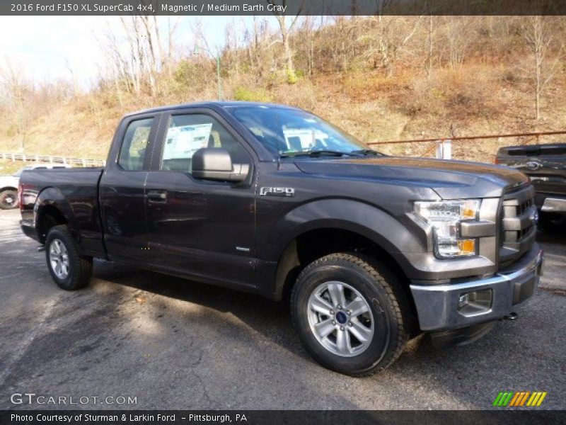 Magnetic / Medium Earth Gray 2016 Ford F150 XL SuperCab 4x4