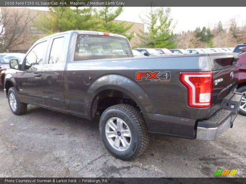 Magnetic / Medium Earth Gray 2016 Ford F150 XL SuperCab 4x4