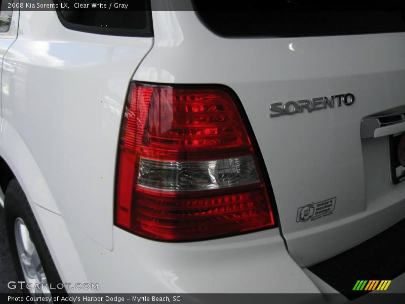Clear White / Gray 2008 Kia Sorento LX