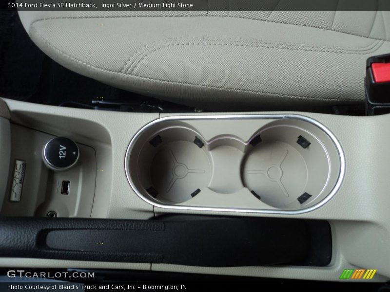 Ingot Silver / Medium Light Stone 2014 Ford Fiesta SE Hatchback