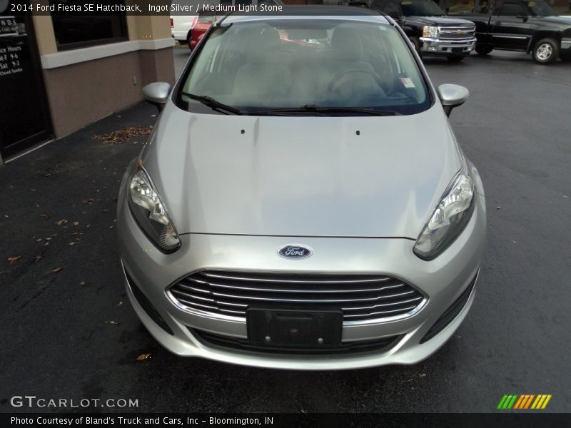 Ingot Silver / Medium Light Stone 2014 Ford Fiesta SE Hatchback