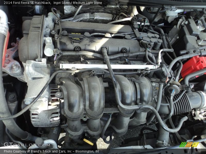 Ingot Silver / Medium Light Stone 2014 Ford Fiesta SE Hatchback