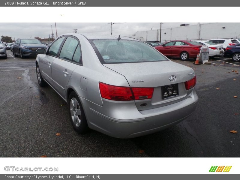 Bright Silver / Gray 2009 Hyundai Sonata GLS