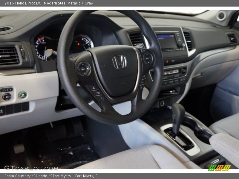 Modern Steel Metallic / Gray 2016 Honda Pilot LX