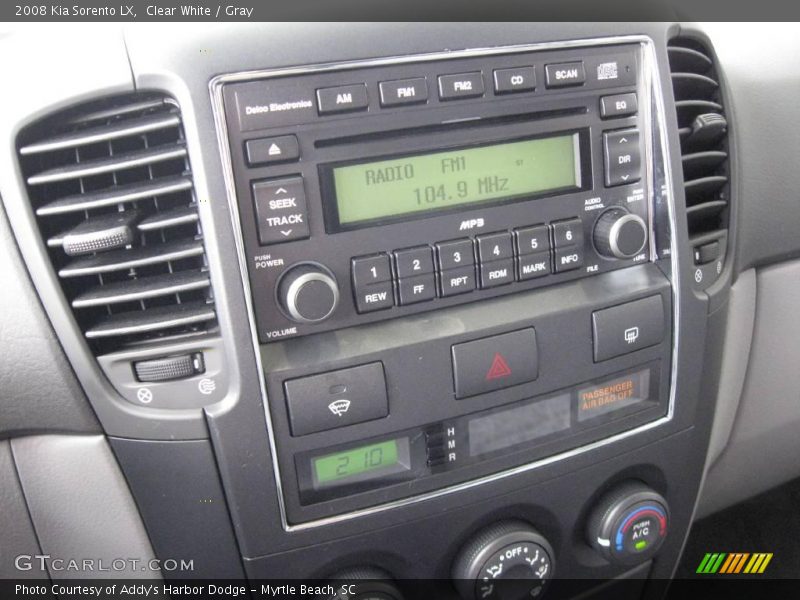 Clear White / Gray 2008 Kia Sorento LX