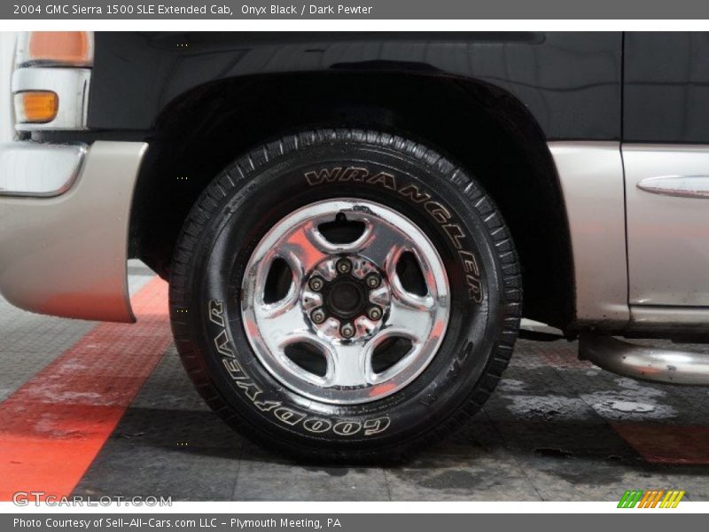 Onyx Black / Dark Pewter 2004 GMC Sierra 1500 SLE Extended Cab