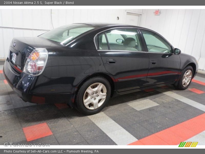 Super Black / Blond 2004 Nissan Altima 2.5 S