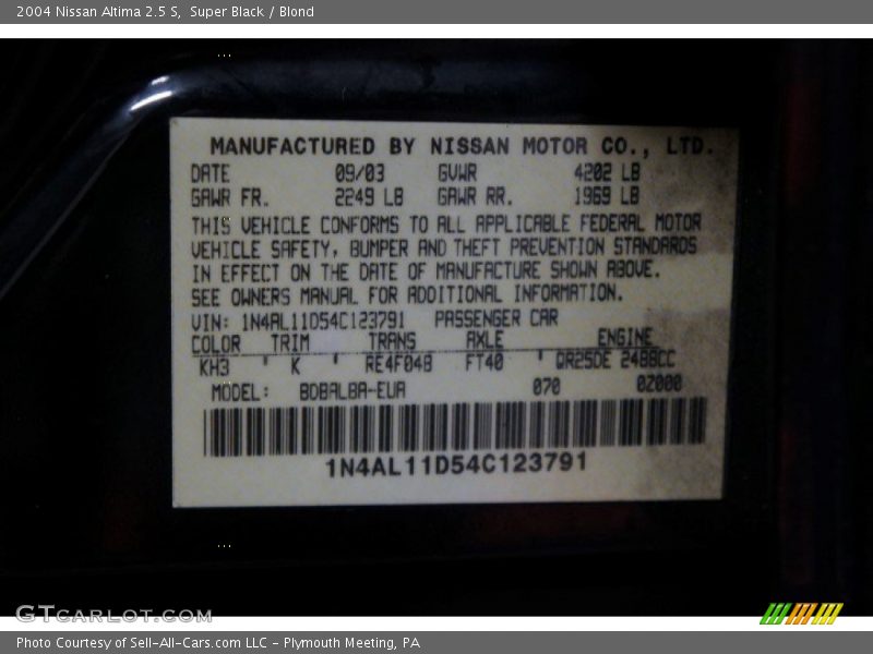 Super Black / Blond 2004 Nissan Altima 2.5 S