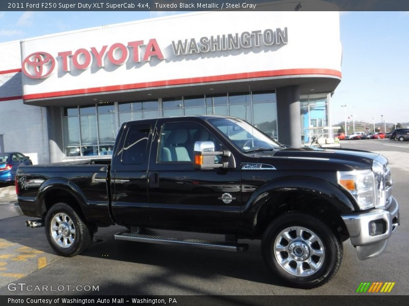 Tuxedo Black Metallic / Steel Gray 2011 Ford F250 Super Duty XLT SuperCab 4x4