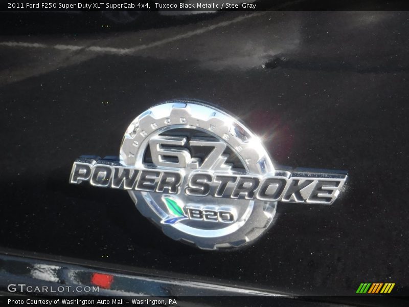 Tuxedo Black Metallic / Steel Gray 2011 Ford F250 Super Duty XLT SuperCab 4x4