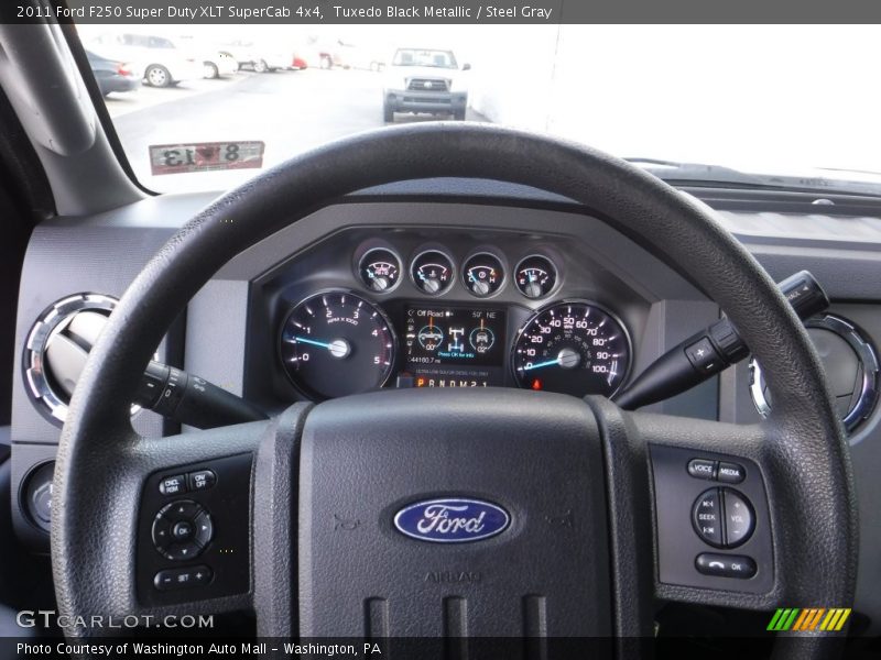 Tuxedo Black Metallic / Steel Gray 2011 Ford F250 Super Duty XLT SuperCab 4x4