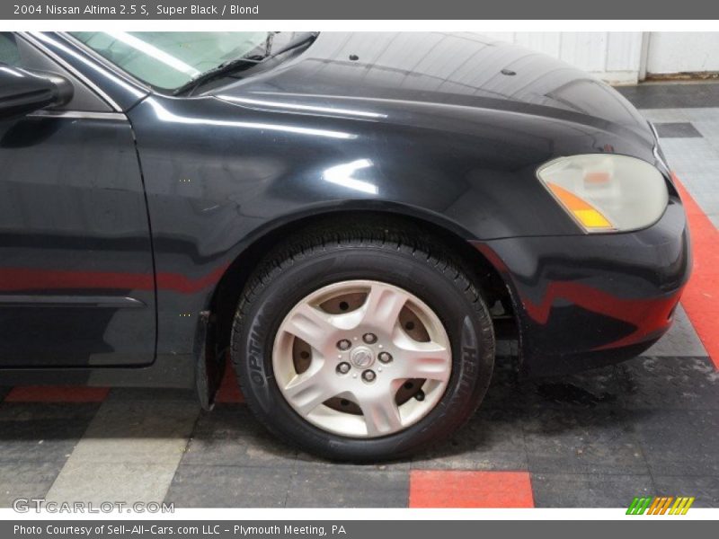 Super Black / Blond 2004 Nissan Altima 2.5 S