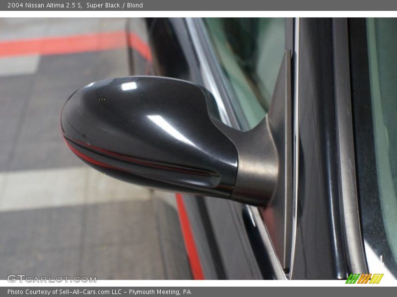 Super Black / Blond 2004 Nissan Altima 2.5 S