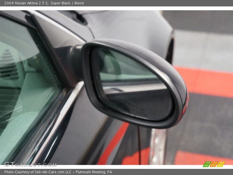 Super Black / Blond 2004 Nissan Altima 2.5 S