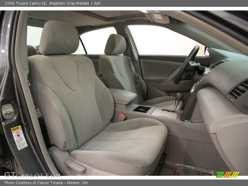 Magnetic Gray Metallic / Ash 2009 Toyota Camry LE