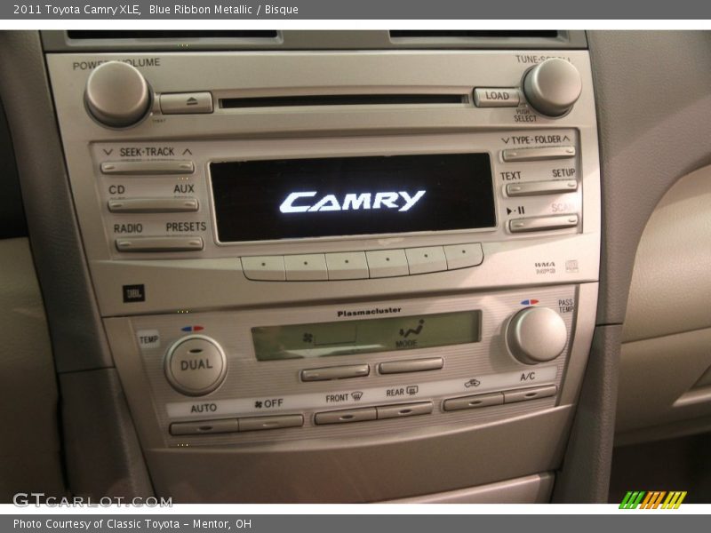 Blue Ribbon Metallic / Bisque 2011 Toyota Camry XLE