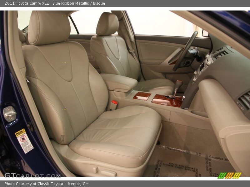 Blue Ribbon Metallic / Bisque 2011 Toyota Camry XLE