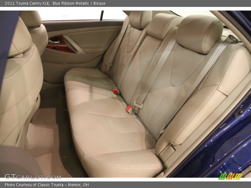 Blue Ribbon Metallic / Bisque 2011 Toyota Camry XLE