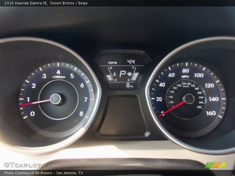 Desert Bronze / Beige 2016 Hyundai Elantra SE