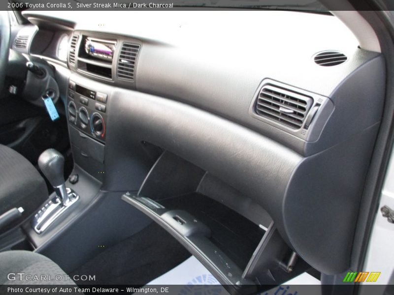 Silver Streak Mica / Dark Charcoal 2006 Toyota Corolla S