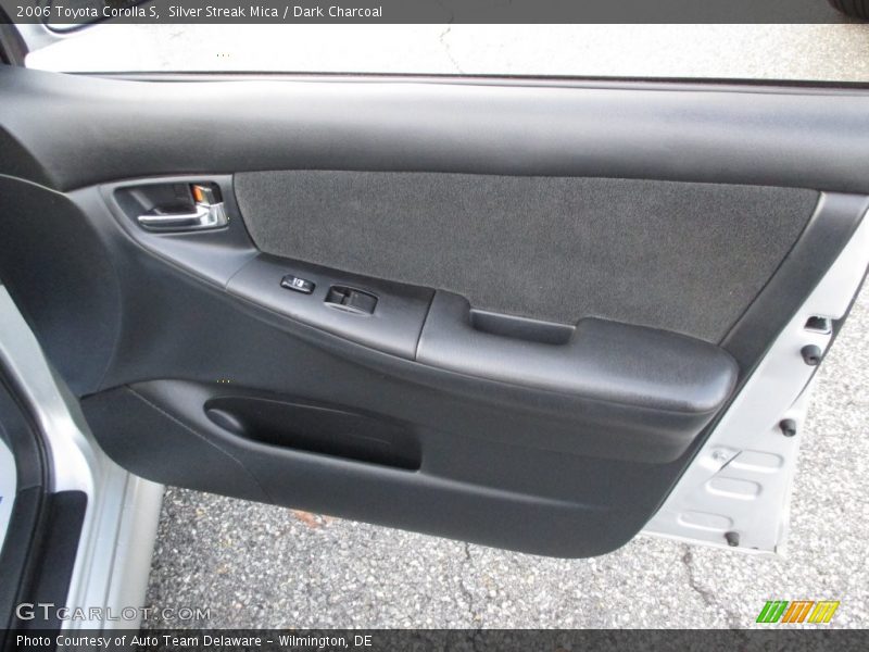 Silver Streak Mica / Dark Charcoal 2006 Toyota Corolla S