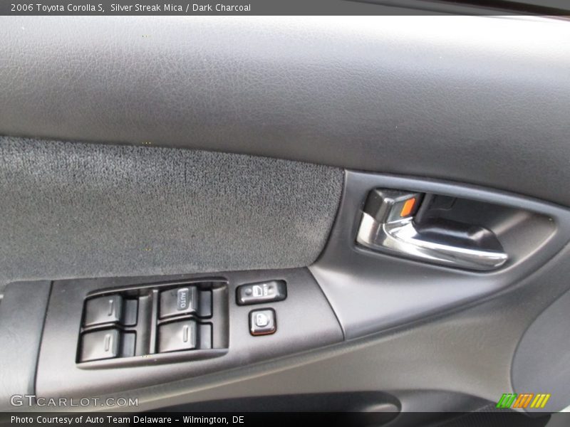 Silver Streak Mica / Dark Charcoal 2006 Toyota Corolla S