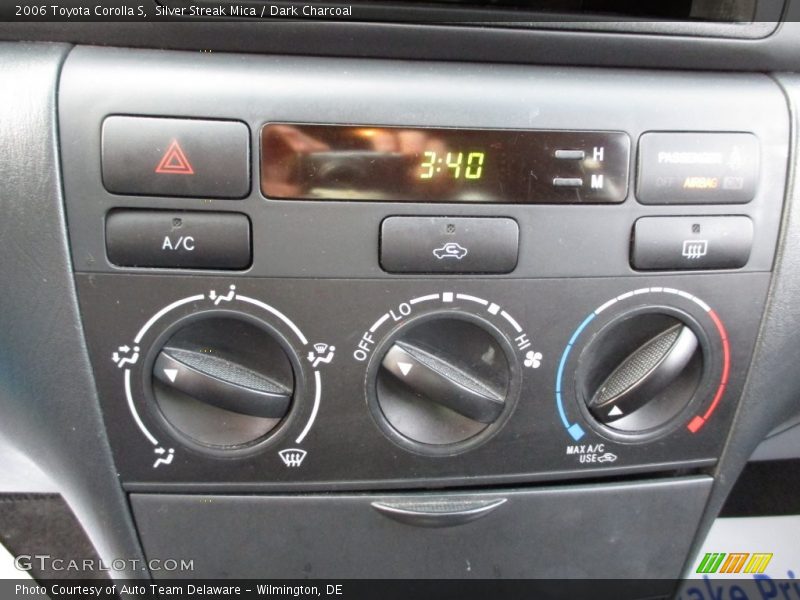 Silver Streak Mica / Dark Charcoal 2006 Toyota Corolla S