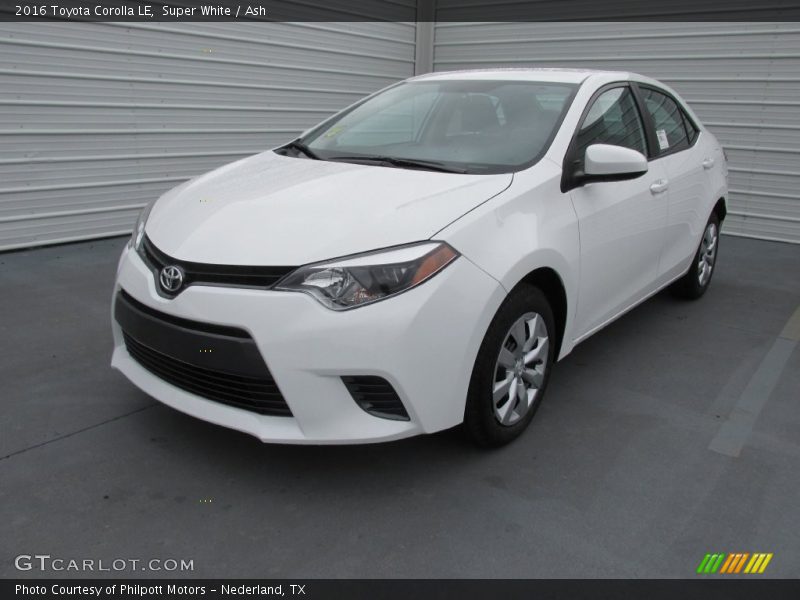 Super White / Ash 2016 Toyota Corolla LE