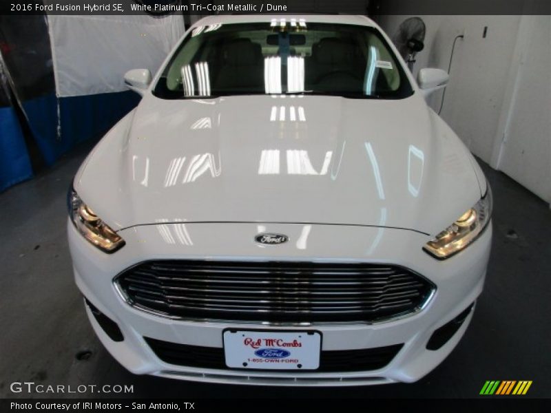 White Platinum Tri-Coat Metallic / Dune 2016 Ford Fusion Hybrid SE
