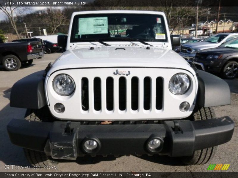 Bright White / Black 2016 Jeep Wrangler Sport