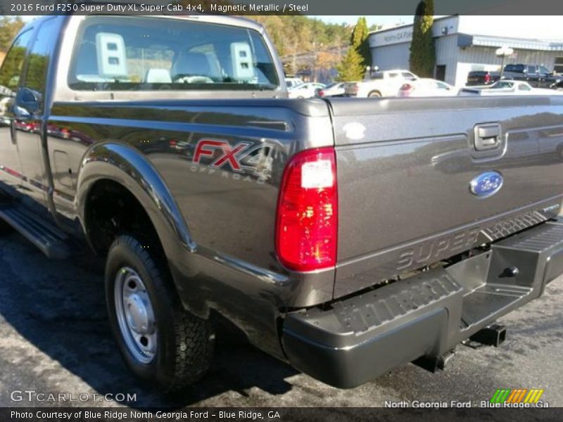 Magnetic Metallic / Steel 2016 Ford F250 Super Duty XL Super Cab 4x4