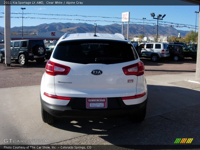 Clear White / Alpine Gray 2011 Kia Sportage LX AWD